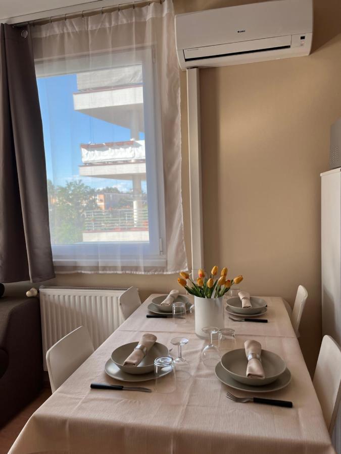 Vip Mini Resort,Private Parking & Balcony Boedapest Buitenkant foto